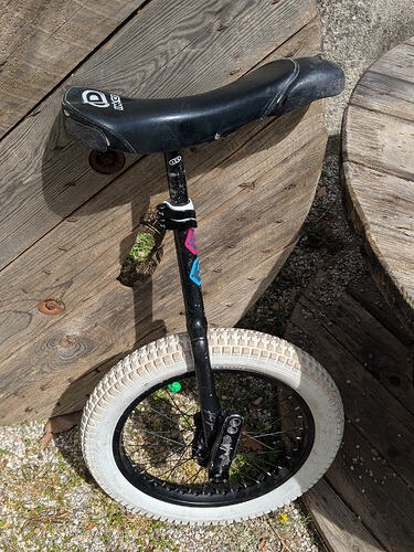 config monocycle  a vendre