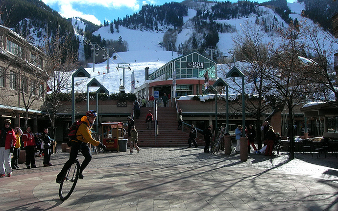 Mike Btm Gondola 2-06001.JPG