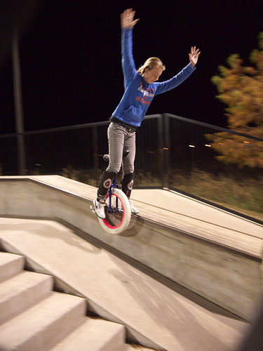 no handed grind.jpg