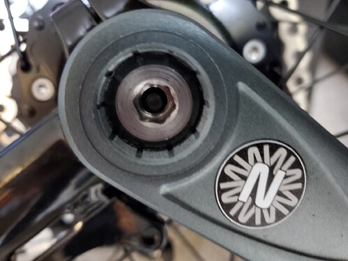 Non-disc side Schlumpf bolt, torqued to 45 Nm