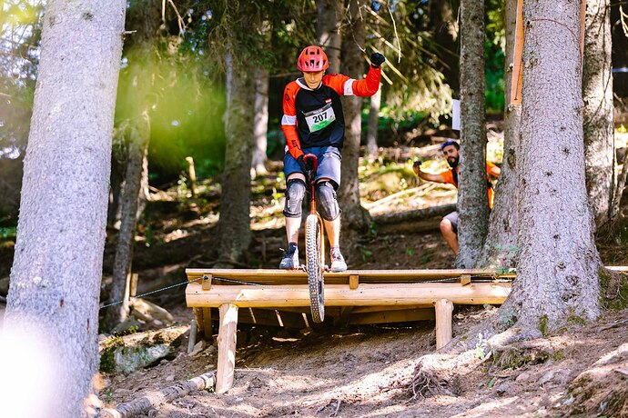 unicon20-tag006-0242