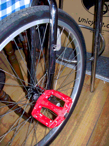 800 20130314 New Pedals 002.gif