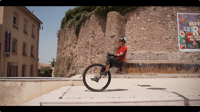 Martin CHARRIER  - RIDE EVERYWHERE-2