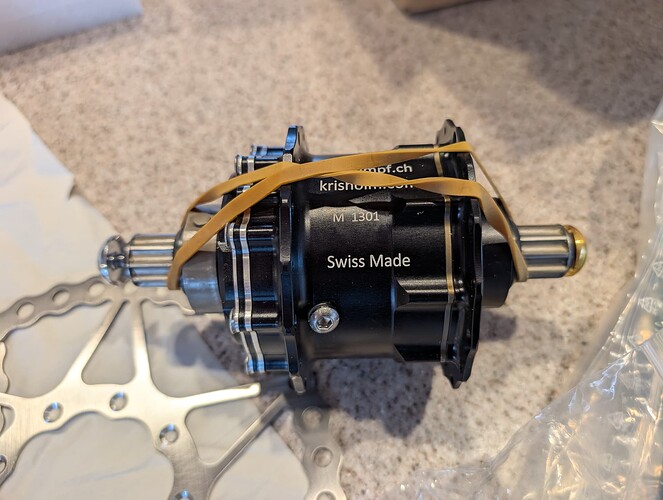 PXL_20250219_232620332