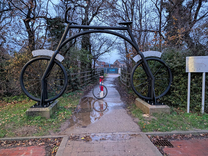 PXL_20251207_160200527.MP