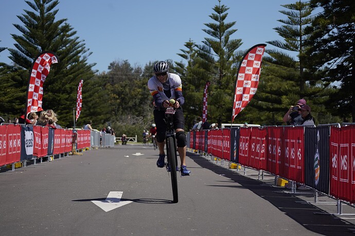 14_HAR6976-1m4u9sdwos71cibpgb9