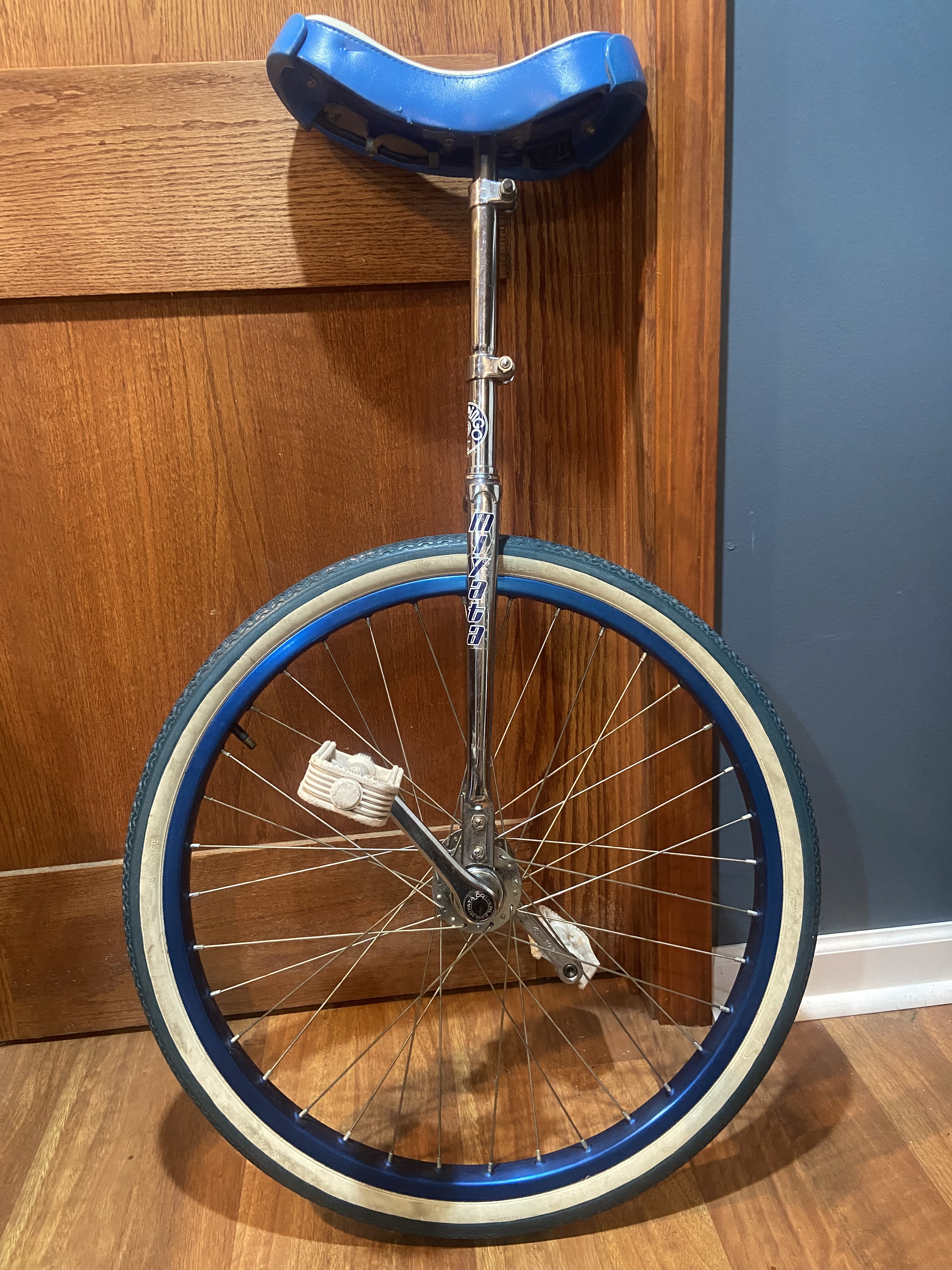 Vintage Miyata Flamingo 24