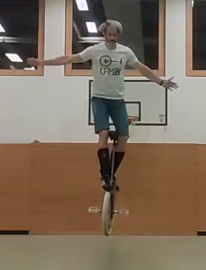 FreehandStandHopping