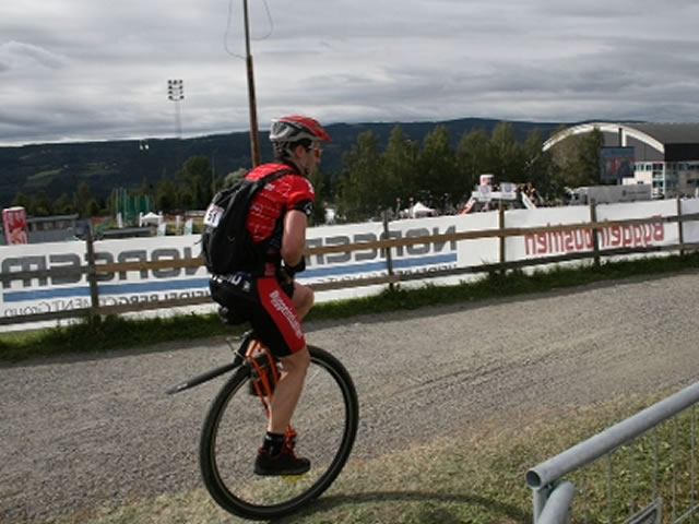 The first Unicycle completed the Worlds biggest Mountain Bike race ...